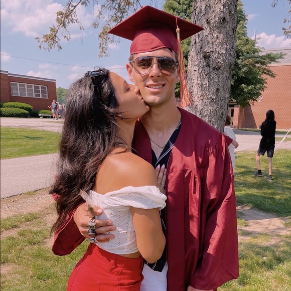 Meet your Posher, Serena - Picture 1 of 1